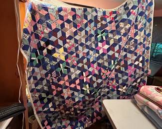 #123	Machine-quilted star pattern - 70x94	 $45.00 
