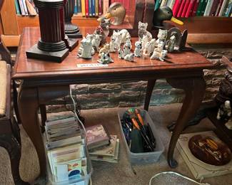 #49	End table with queen Anne legs and slide out tray 28x18x24	 $75.00 
