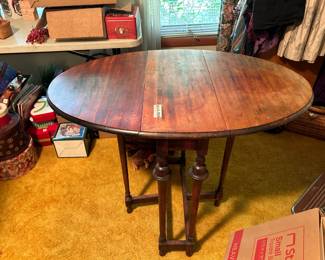 #93	Gateleg side table 24x9x37x30 (as-is finish)	 $40.00 
