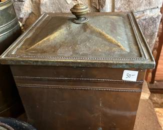 #129	Copper Box w/Handles & Lid - 12sq x12sq	 $30.00 
