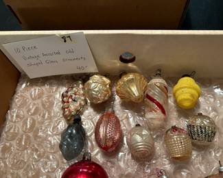 #87	10 Piece Vintage Assorted odd shaped glass ornaments 	 $40.00 
