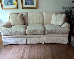 #4	Norwalk Cream Sofa - 84" Long	 $125.00 
