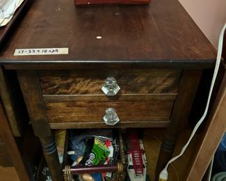 #119	Wood End table w/2 drawers and drop sides (glass knobs)	 $75.00 
