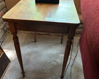 #56	4 leg end table 15x21x22	 $30.00 

