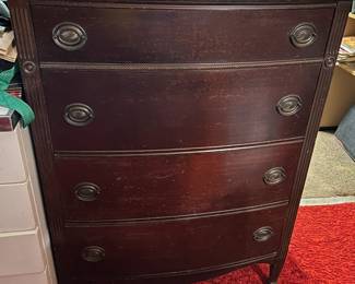 #193	Chest of drawers 4 drawers 34x18x47	 $45.00 
