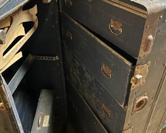 #192	Steamer trunk 40x22x23	 $35.00 
