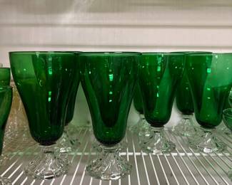 #156	Set of 12 Ice Tea Glasses - Anchor hocking Emerald Green Burple Glasses	 $60.00 
