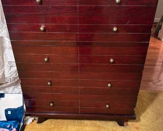 #76	Mid-Century dresser Kent Coffey 5 drawers 26x19x44	 $125.00 
