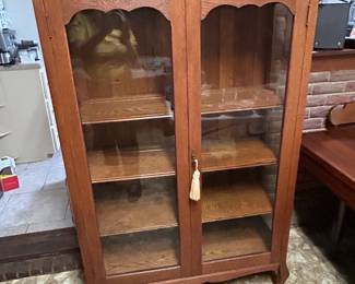 #146	Oak Wood Cabinet w/3 shelves - 32x18x60	 $175.00 
