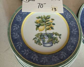 #13	Villeroy and Bach 7 pc 81/4" Luncheon Plates (with lemons)	 $70.00 
