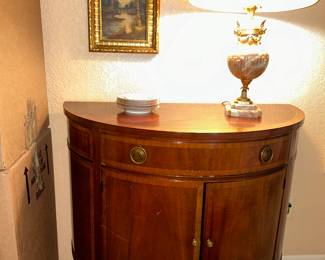 Half moon table, marble lamp