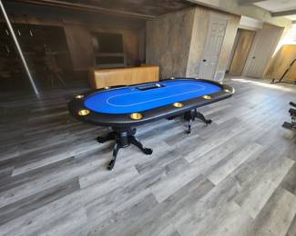 Poker Table