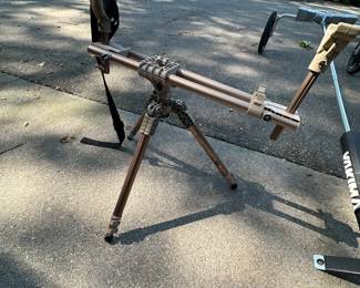 Gun tripod
