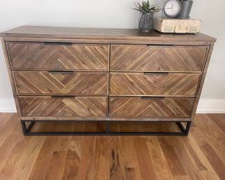 Holbrook Dresser Acacia Solid Wood
