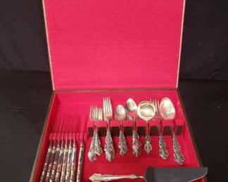 Lot # : 500 - 44 pcs Wallace silversmiths silver plated

