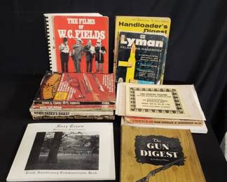 Lot # : 324 - Group of gun books
