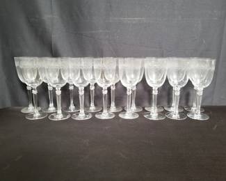 Lot # : 423 - Box of crystal Fostoria glasses

