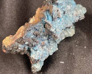 Lot # : 127 - Blue quartz specimen
