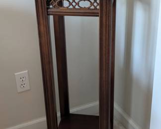 Lane plant stand