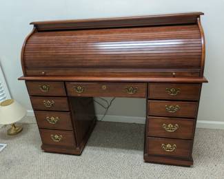 Rolltop desk