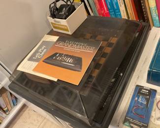 Electronic GRANDMASTER Chess set