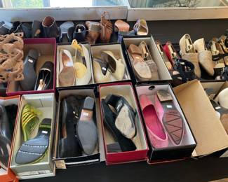 Lots of womens shoes
