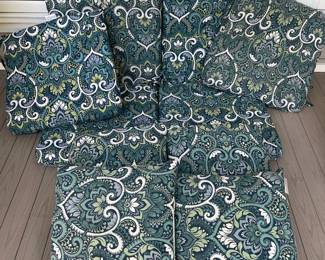 Outdoor Cushions and Pillows