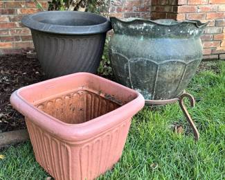 Planter Trio and Stand