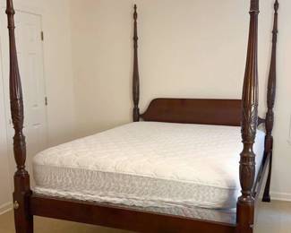 Queen Four Poster Bed