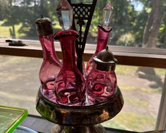 cranberry condiment caddy 