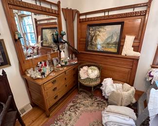 Very nice period circa 1900 arts and craft bedroom suite, maybe earlier.  Bed and matching dresser, full size