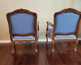CALICO CORNERS CUSTOM FURNITURE - FRENCH PARLOR CHAIRS WITH ACCENT PILLOWS(THESE WERE CUSTOM ORDERED AND IN LIKE NEW CONDITION WITH GREAT COLORS) $100 EACH