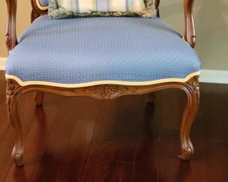CALICO CORNERS CUSTOM FURNITURE - FRENCH PARLOR CHAIRS WITH ACCENT PILLOWS(THESE WERE CUSTOM ORDERED AND IN LIKE NEW CONDITION WITH GREAT COLORS) $100 EACH