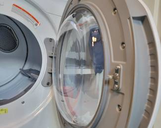 STACKABLE SAMSUNG WASHER AND DRYER VERY CLEAN $300 BOTH OR $150 EACH