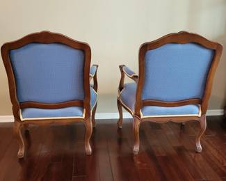 CALICO CORNERS CUSTOM FURNITURE - FRENCH PARLOR CHAIRS WITH ACCENT PILLOWS(THESE WERE CUSTOM ORDERED AND IN LIKE NEW CONDITION WITH GREAT COLORS) $100 EACH