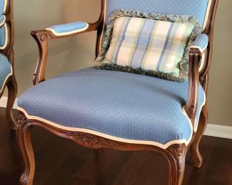 CALICO CORNERS CUSTOM FURNITURE - FRENCH PARLOR CHAIRS WITH ACCENT PILLOWS(THESE WERE CUSTOM ORDERED AND IN LIKE NEW CONDITION WITH GREAT COLORS) $100 EACH