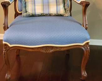 CALICO CORNERS CUSTOM FURNITURE - FRENCH PARLOR CHAIRS WITH ACCENT PILLOWS(THESE WERE CUSTOM ORDERED AND IN LIKE NEW CONDITION WITH GREAT COLORS) $100 EACH