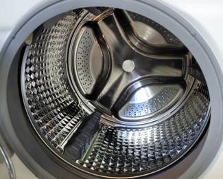 STACKABLE SAMSUNG WASHER AND DRYER VERY CLEAN $300 BOTH OR $150 EACH