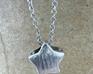 925 Silver Small Solid Star Necklace