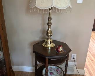 Antique accent table with antique lamp