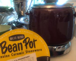 Vintage bean pot/includes recipe ideas 