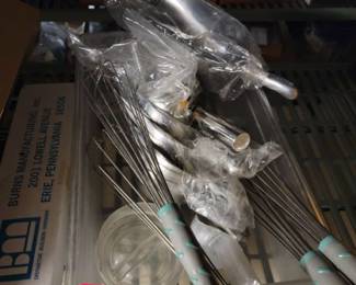 Lot Of (5) Aluminum Utility Scoops And (4) Large Wisks