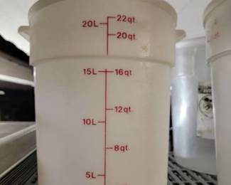 (2) 22qt Round Ingredient Bins