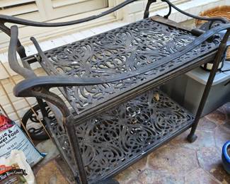 Hanamint beverage cart