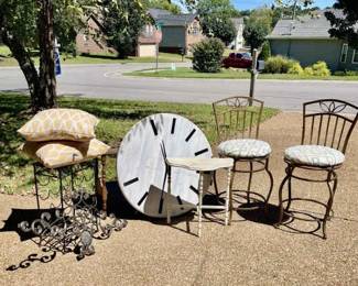 Lot 030-G: Home Décor Assortment

Includes: 
•	2 metal bar stools w/cushioned seats
•	Decorative (non-functional) wall clock
•	Small brown wooden accent table
•	Small white accent table
•	Small metal wine rack

Dimensions: 
•	Barstool: Seat diameter is 18”; 19”D x 40”H
•	Brown wooden table: 24”W x 12”D x 24”H
•	Clock: 36” in diameter


Condition: Items are in Fair-to-Good Pre-Owned Condition. One barstool’s cushion exhibits some staining.
