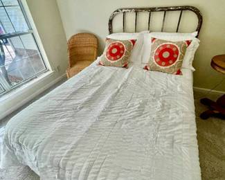 Lot 018-BR2: Vintage Iron Bed Vignette

Includes: 
•	Vintage Bed with weathered metal headboard
o	Includes frame, Full-size mattress and box spring at winning bidder’s discretion
o	BEDDING IS NOT INCLUDED
•	Wicker side chair

Dimensions: 
•	Headboard: 54”W x 49” ½”H
•	Chair: 19 ½”W x 18 ½” deep x 36”H (seat height is 17”)


Condition: 
•	Bed Headboard: Shabby-chic pre-owned condition 
•	Chair: Fair pre-owned condition

