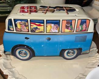 Camper Van Biscuit Tin