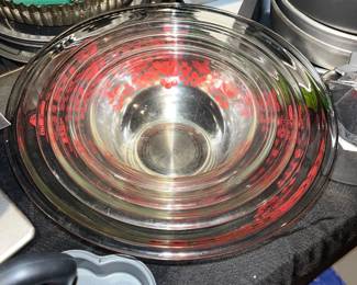 Glass Pyrex Bowls 