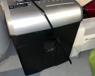 Amazon Paper Shredder 