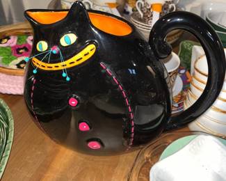 Dept 56 Black Cat Pitcher 